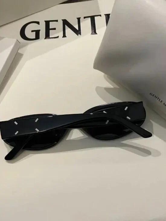 Maison Margiela x Gentle Monster Black Oval Sunglasses Designer Collab - Picture 3 of 8